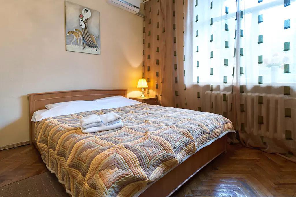 Home Hotel Apartments On Lva Tolstogo Κίεβο Εξωτερικό φωτογραφία